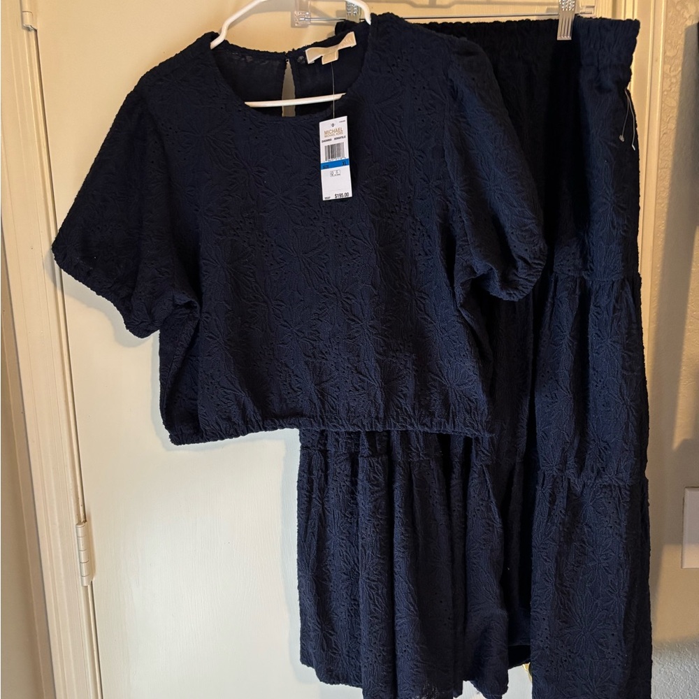 NWT Michael Kors Set Navy Blue Floral Eyelet Top and Skirt XL